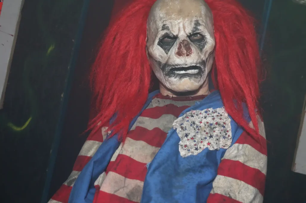 Skull clown